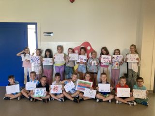 Dzie%%C5%%84 kropki klasa 2f